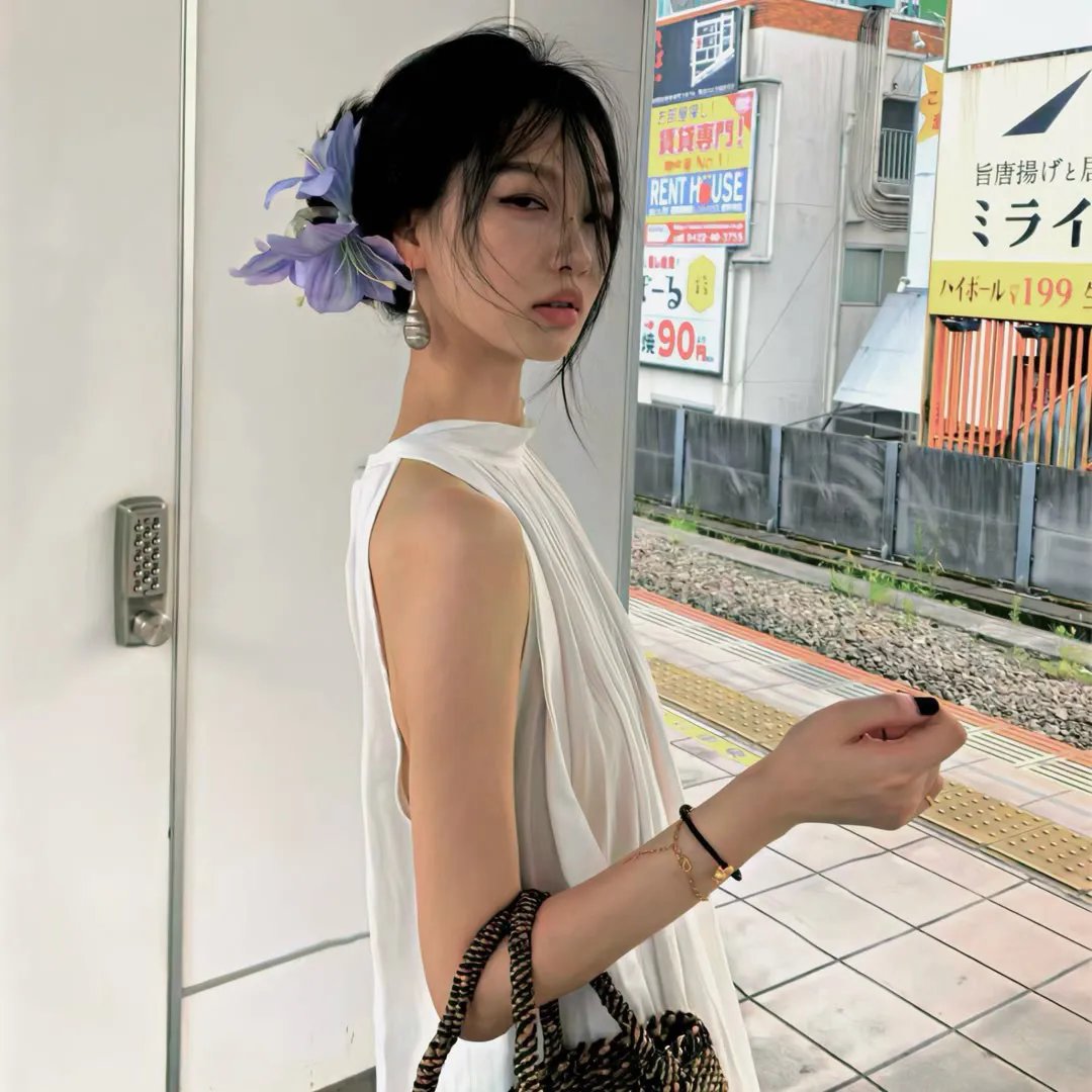 恶咒灵 封面